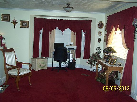 2nd image of 1602 Clairmont Ave