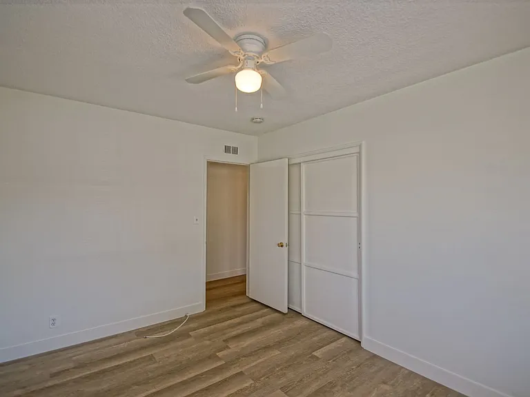 5512 Wiseburn St — Photo 28
