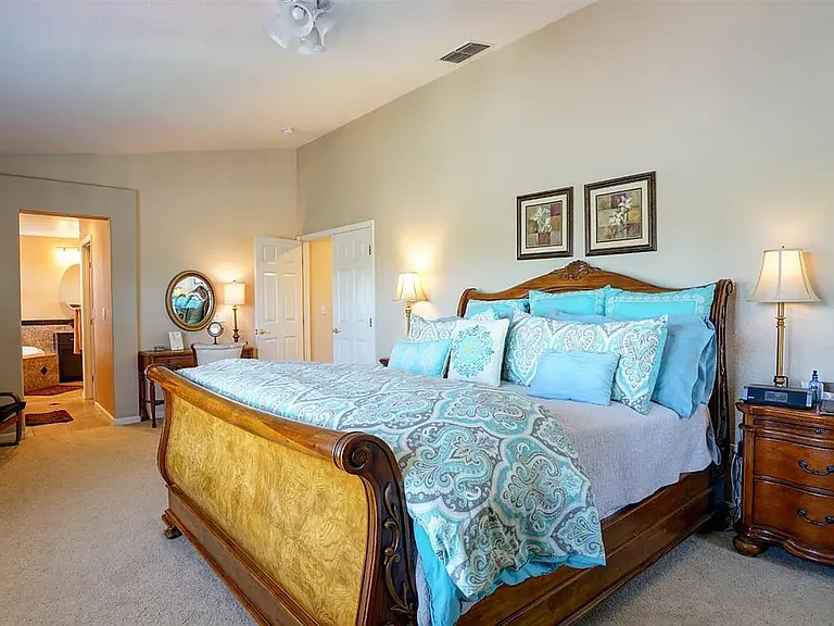 522 Woodlake Dr — Photo 10