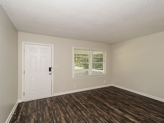 004-photo-living-room-11813528_11302022