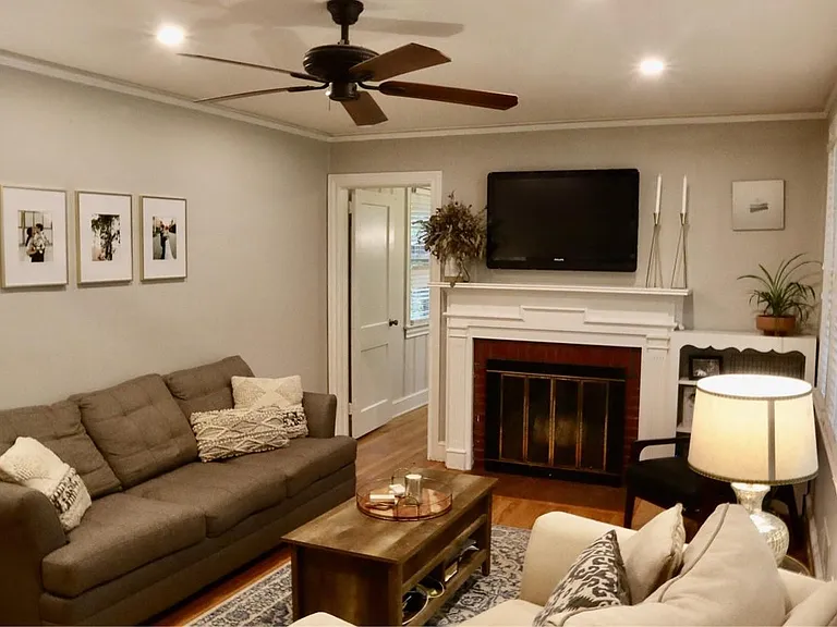 33 Gurley Ave — Photo 3