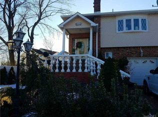 1240 Oakfield Ave, Wantagh, NY 11793