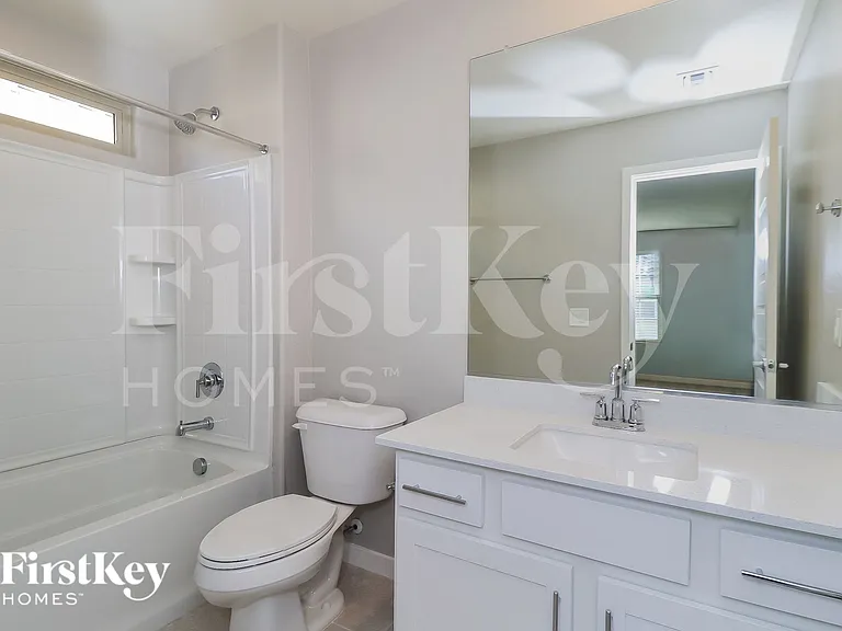 2927 N Athena — Photo 17