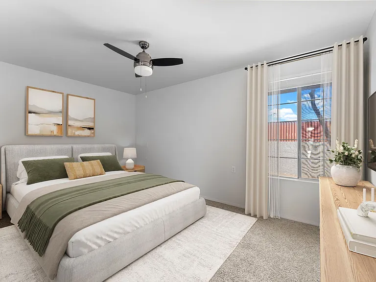 Coronado Glen Apartments — Photo 5
