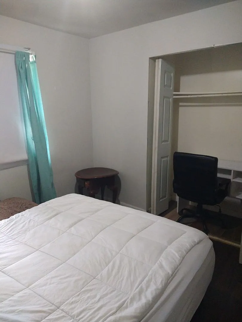 Room in 4 Bedroom Home at Longleaf Dr — Photo 4
