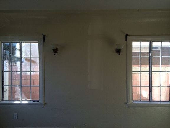 5th image of 5649 Craner Ave