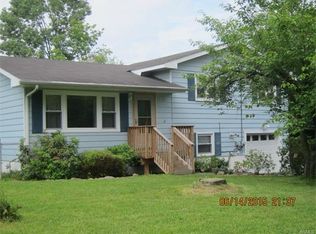 23 Chestnut Ave, Middletown, NY 10940