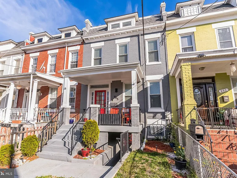 805 Jefferson St NW — Photo 27