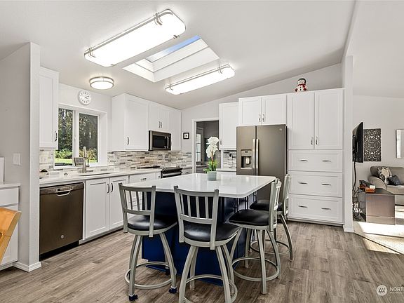 5th image of 32622 NE 147th Street