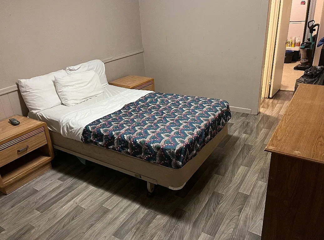 1 bed, 700 sqft, $800 — Photo 1