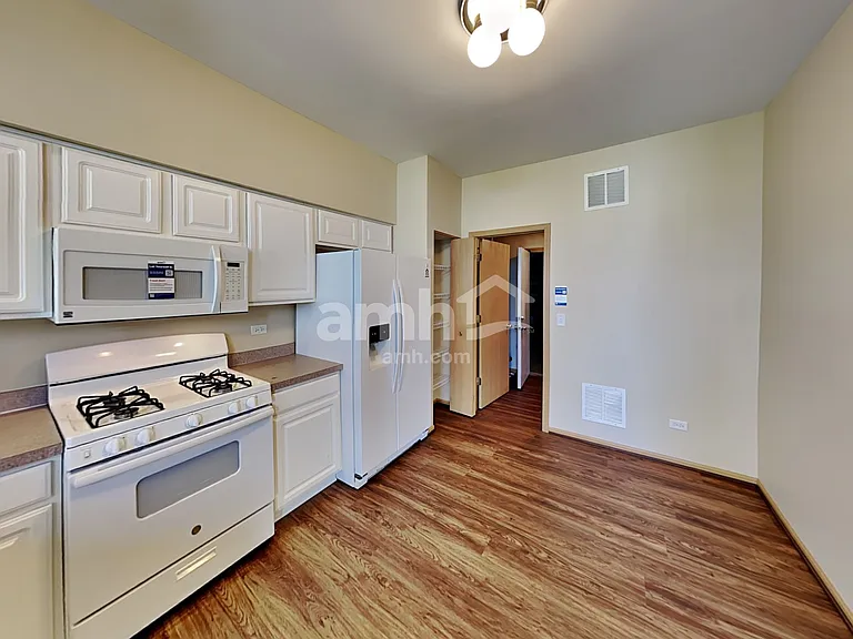 21558 Eich Dr — Photo 3