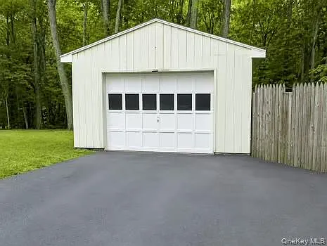 130 Whitlock Rd — Photo 11