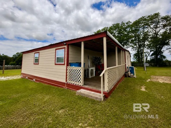 163 Williams Ln, Atmore, AL 36502