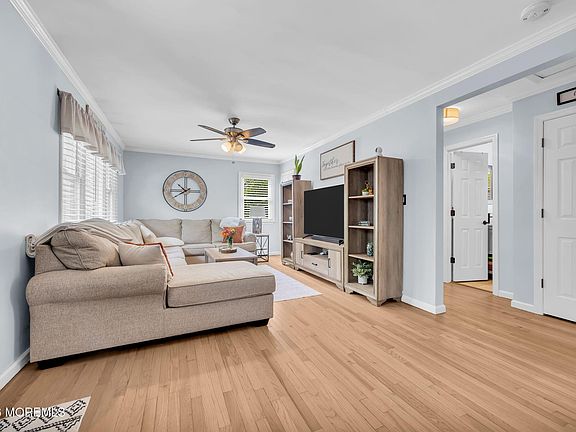 5th image of 1645 Tilford Boulevard
