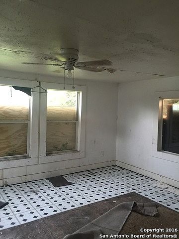 2nd image of 926 Canton St