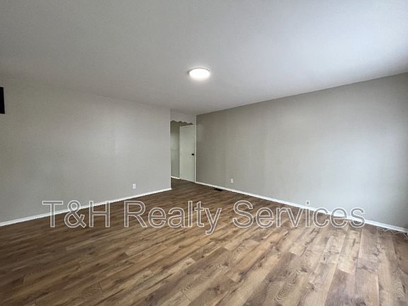 4th image of 7845 Bonita Ct