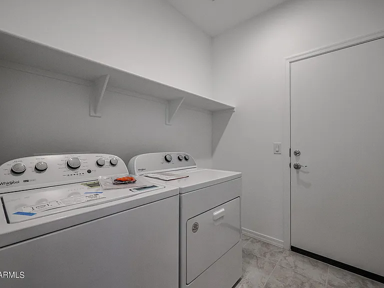 9028 W Georgia Ave — Photo 18