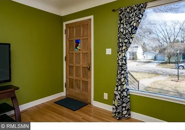2948 Zarthan Ave S — Photo 7