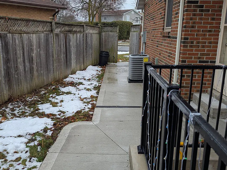 72 Norbert Rd #BASEMENT — Photo 3