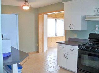 2404 N 103rd St, Wauwatosa, WI 53226