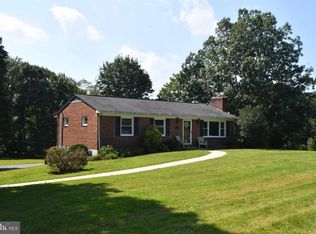 16704 Singletree Ln, Parkton, MD 21120