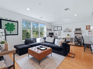 1325 Adams St #402, Hoboken, NJ 07030
