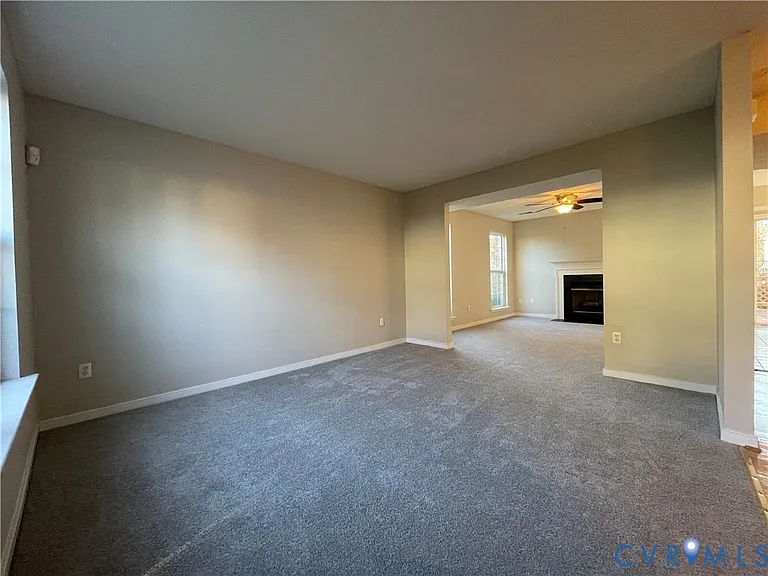 7806 Fern Hollow Dr — Photo 2