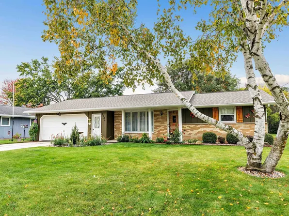 1804 Keehan Ln, Green Bay, WI 54311