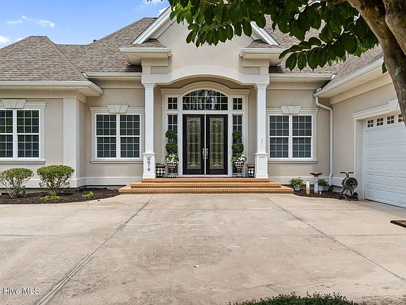 4th image of 6618 Dunrobin Point SW