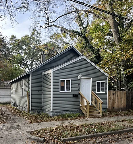 155 Rotterdam Ave Photo 1