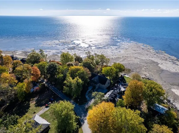 739 Sandy Bay Rd, Haldimand County, ON N1A 2W6