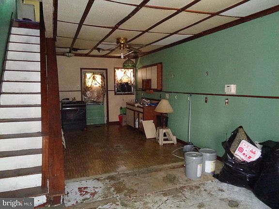 2nd image of 4253 Tackawanna St