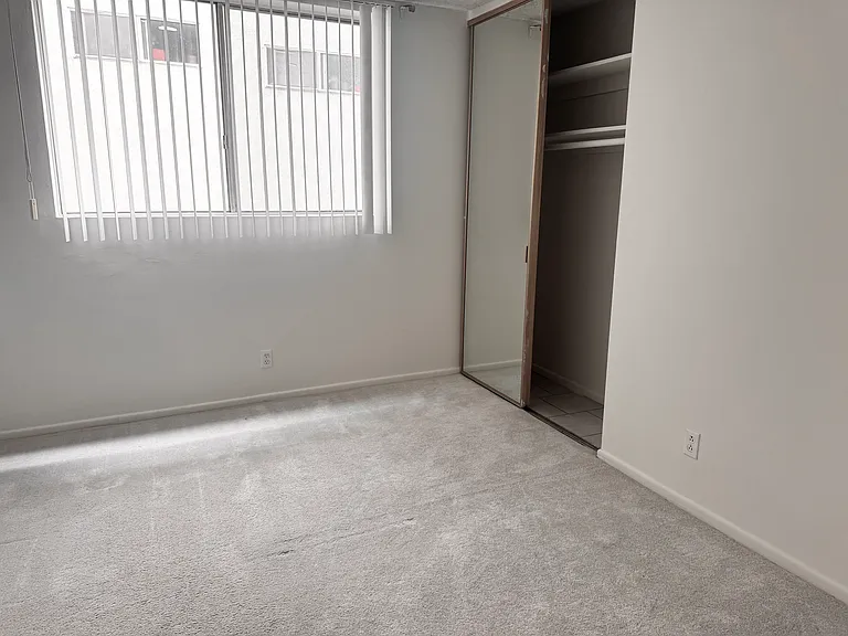 203 Montana Ave #101 — Photo 2
