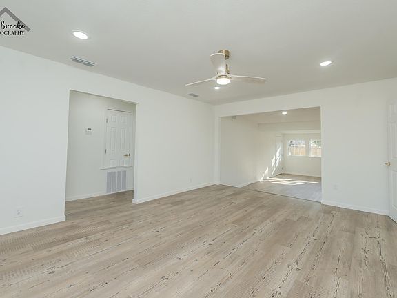 5th image of 3207 Hollywood Ave