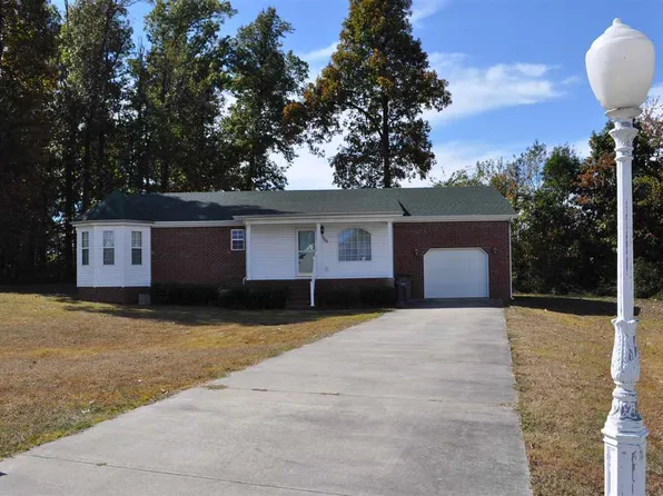 300 Sunrise Dr, Kevil, KY 42053