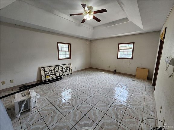 5th image of 905 Milano Ct
