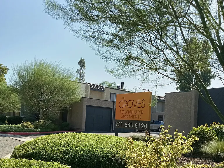 7528 Magnolia Ave — Photo 15