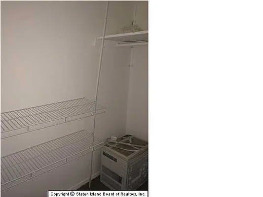 Sold by Cangiano Estates, Ltd. | media 6