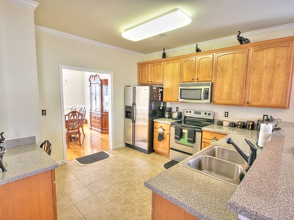 4th image of 3366 Kirkwall Dr