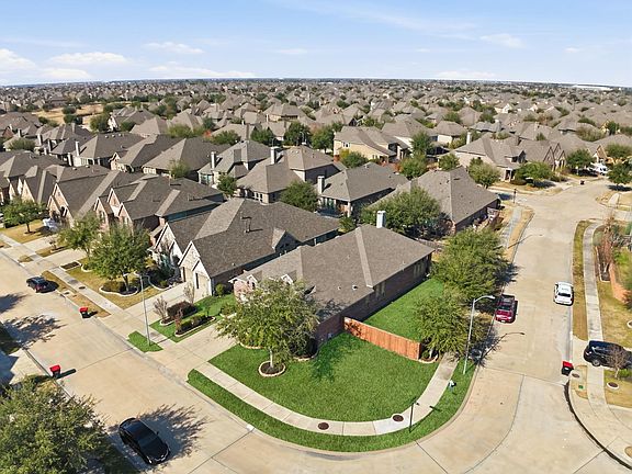2nd image of 17014 Wellinghoff Ct