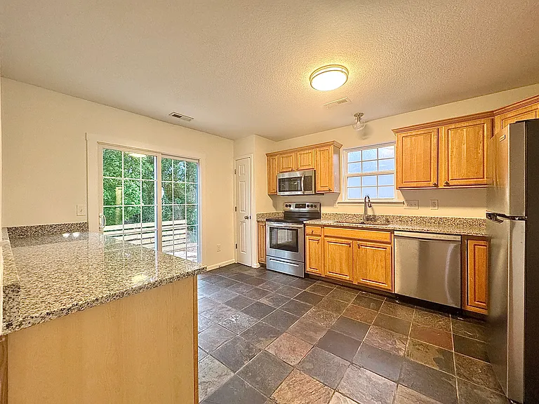 413 Braden Ct — Photo 7