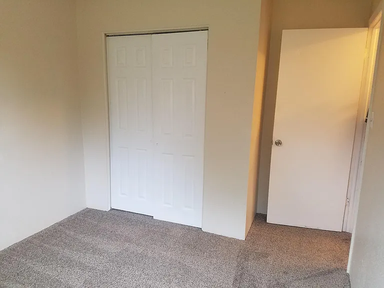 4230 Loomis Ave #1 — Photo 8
