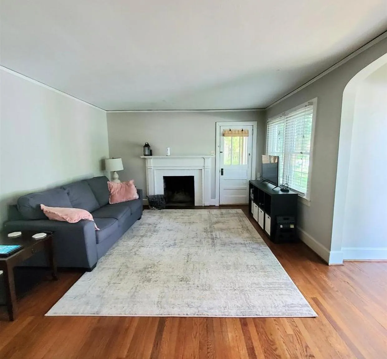 657 Rutledge St — Photo 2