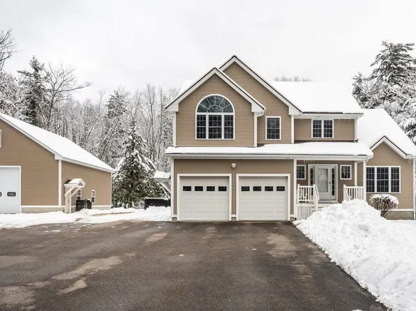 73 Crown Point Road, Rochester, NH 03867