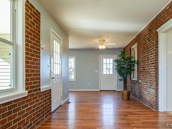 5th image of 2109 Westerly Dr