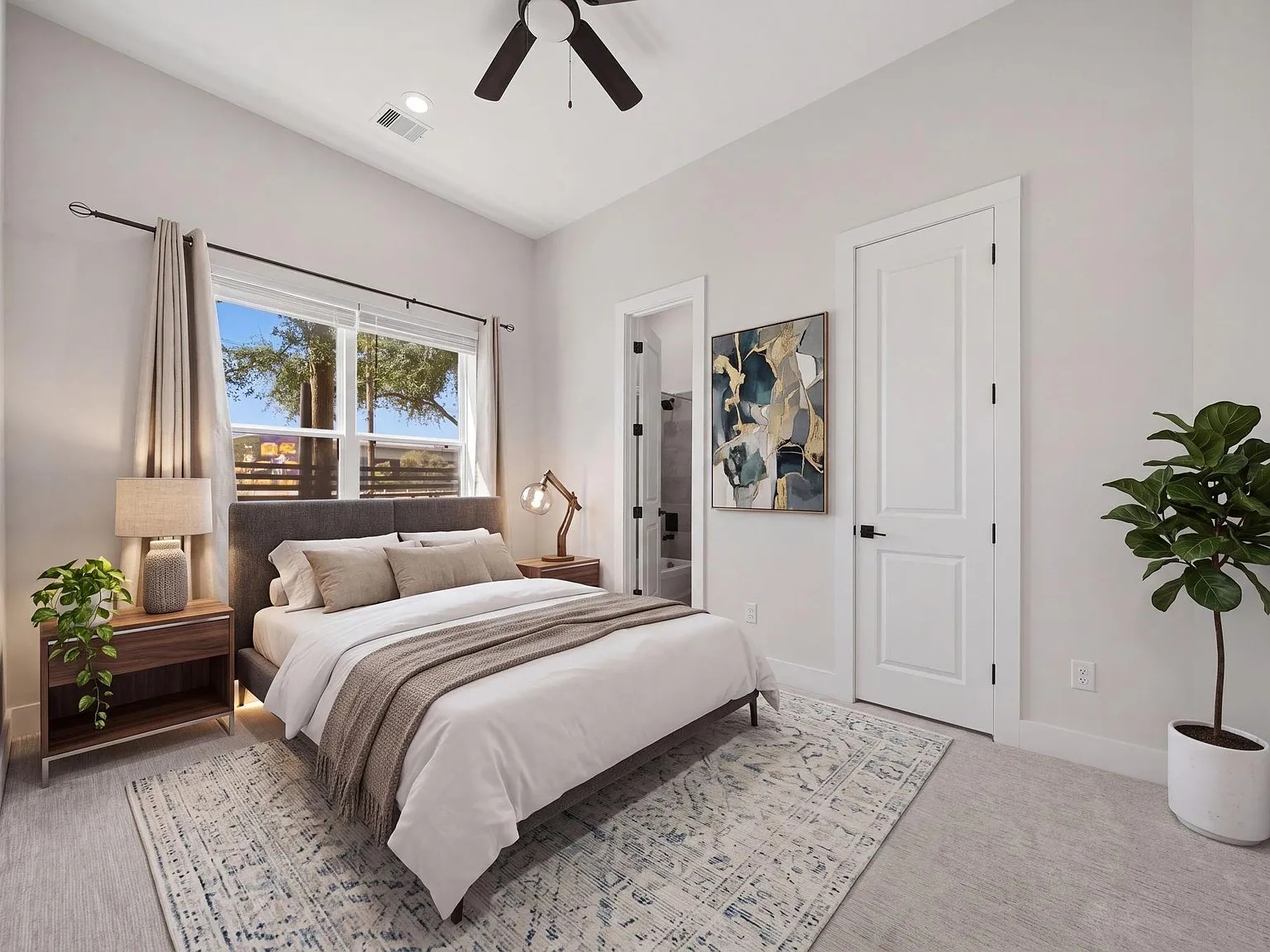 3 bed, 3.5 bath, 2350 sqft, $3,200 — Photo 4