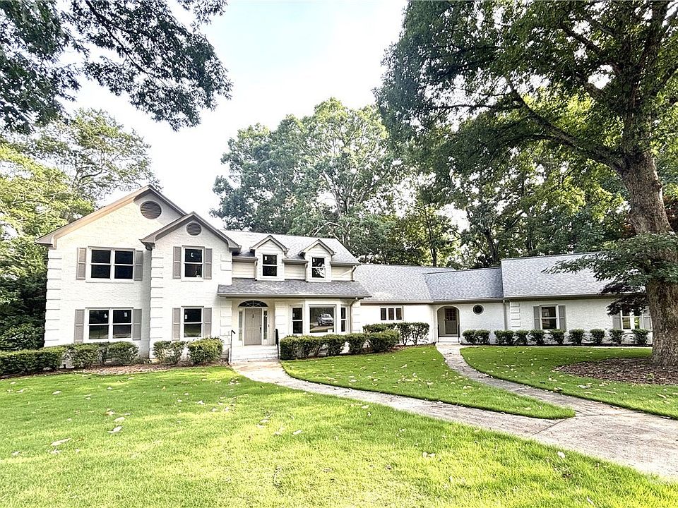 1st image of 1101 Forrest Hills Drive