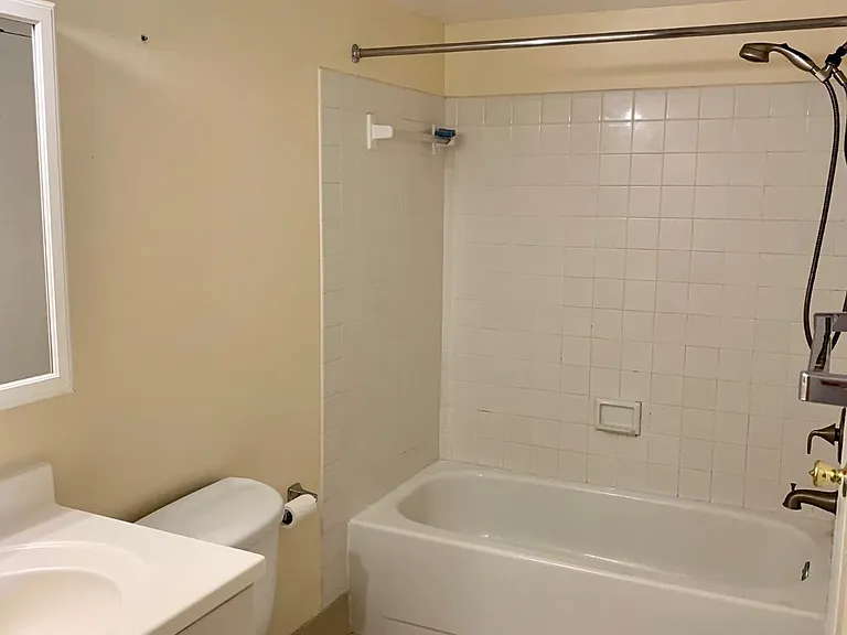 7401 Westlake Ter #610 — Photo 27
