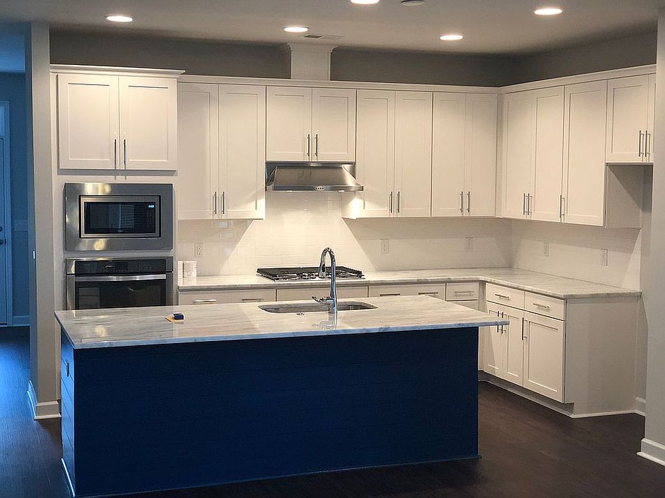 2nd image of 3114 Safe Harbor Way
