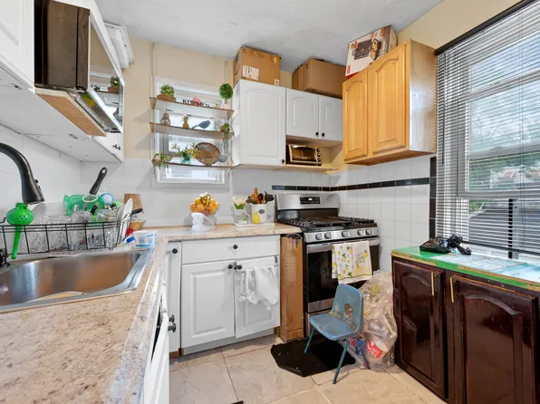 31-29 100th Street image 15 of 27